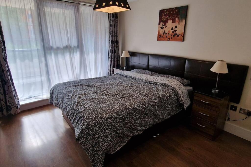 2 Bedroom Apartment Central Birmingham City Centre Exteriör bild